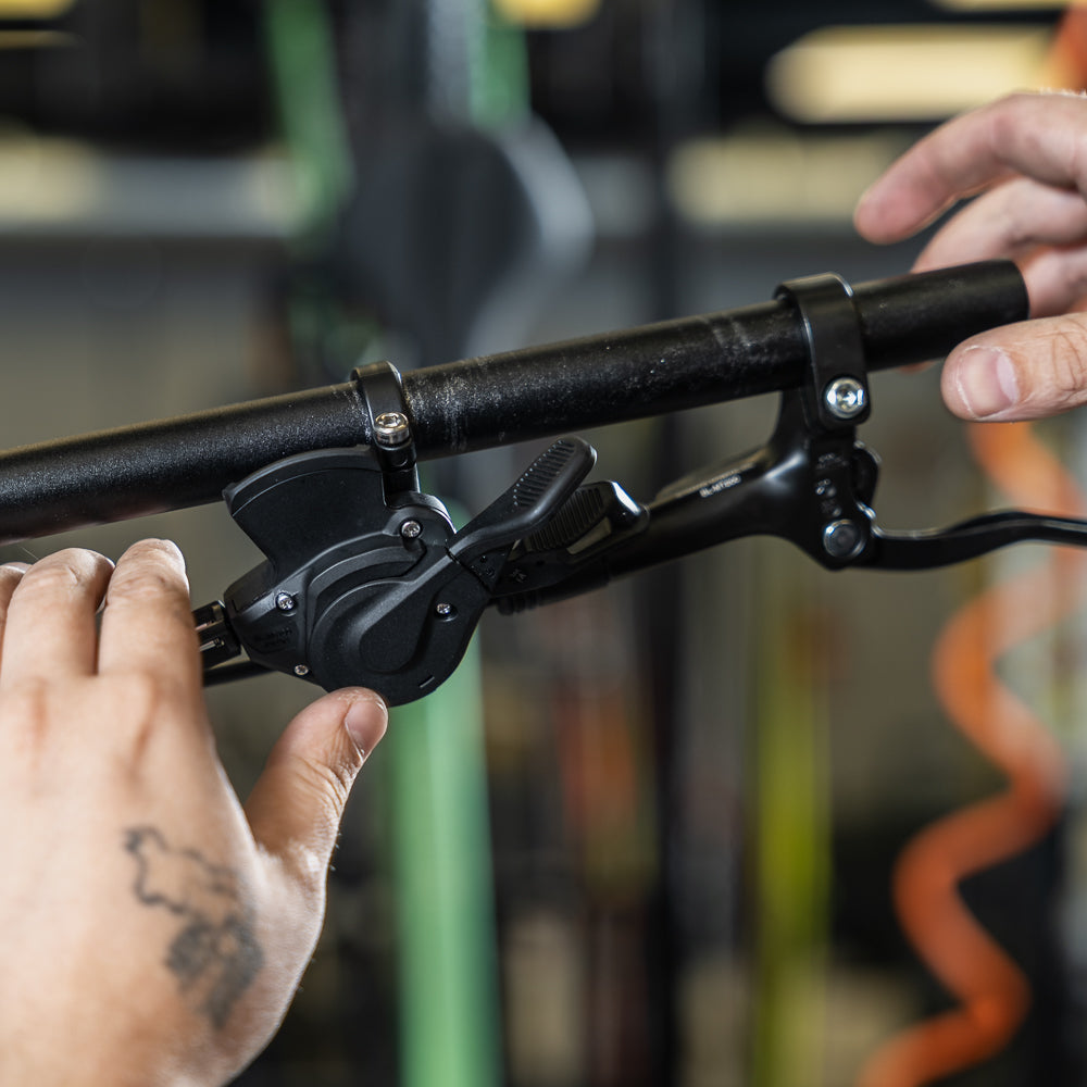 Freins: Changement de levier de frein hydraulique