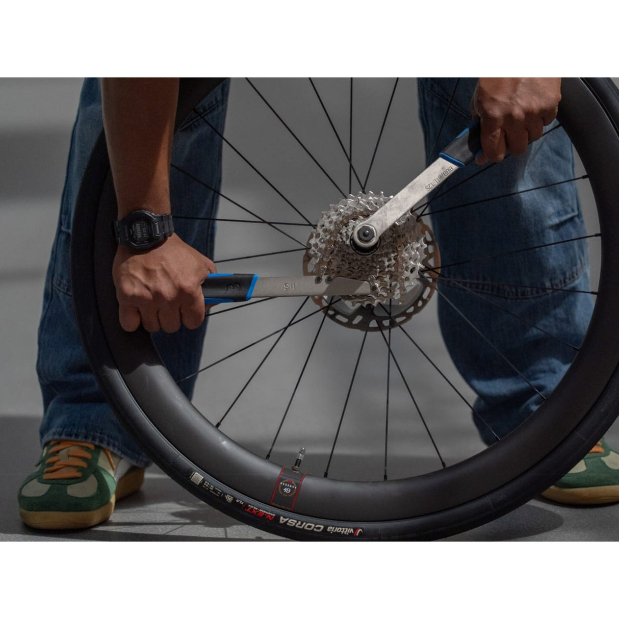 BBB LockOut tool for Shimano BTL-12S bottom bracket