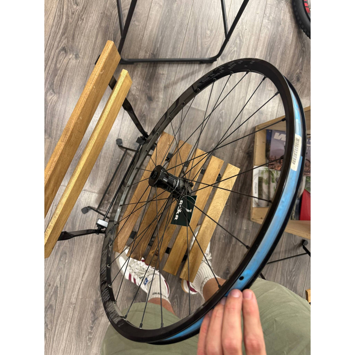 Roue avant occasion SPECIALIZED Traverse 26