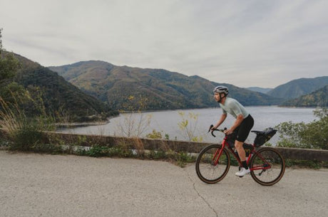 LOCATION DE VÉLO GRAVEL À PARIS POUR 35 EUROS / JOUR