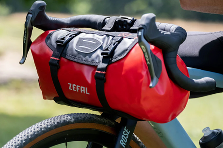Nouveauté chez Routes and Roads : les sacoches vélo Zéfal