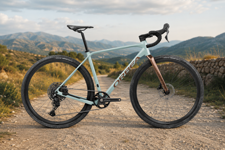 Vélo Gravel Orbea Terra H45 : profitez de -20 % chez Routes and Roads à Paris