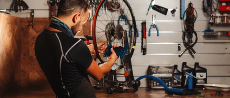 Atelier vélo Paris 13 – Réparation, entretien et montage d’accessoires vélo chez Routes & Roads
