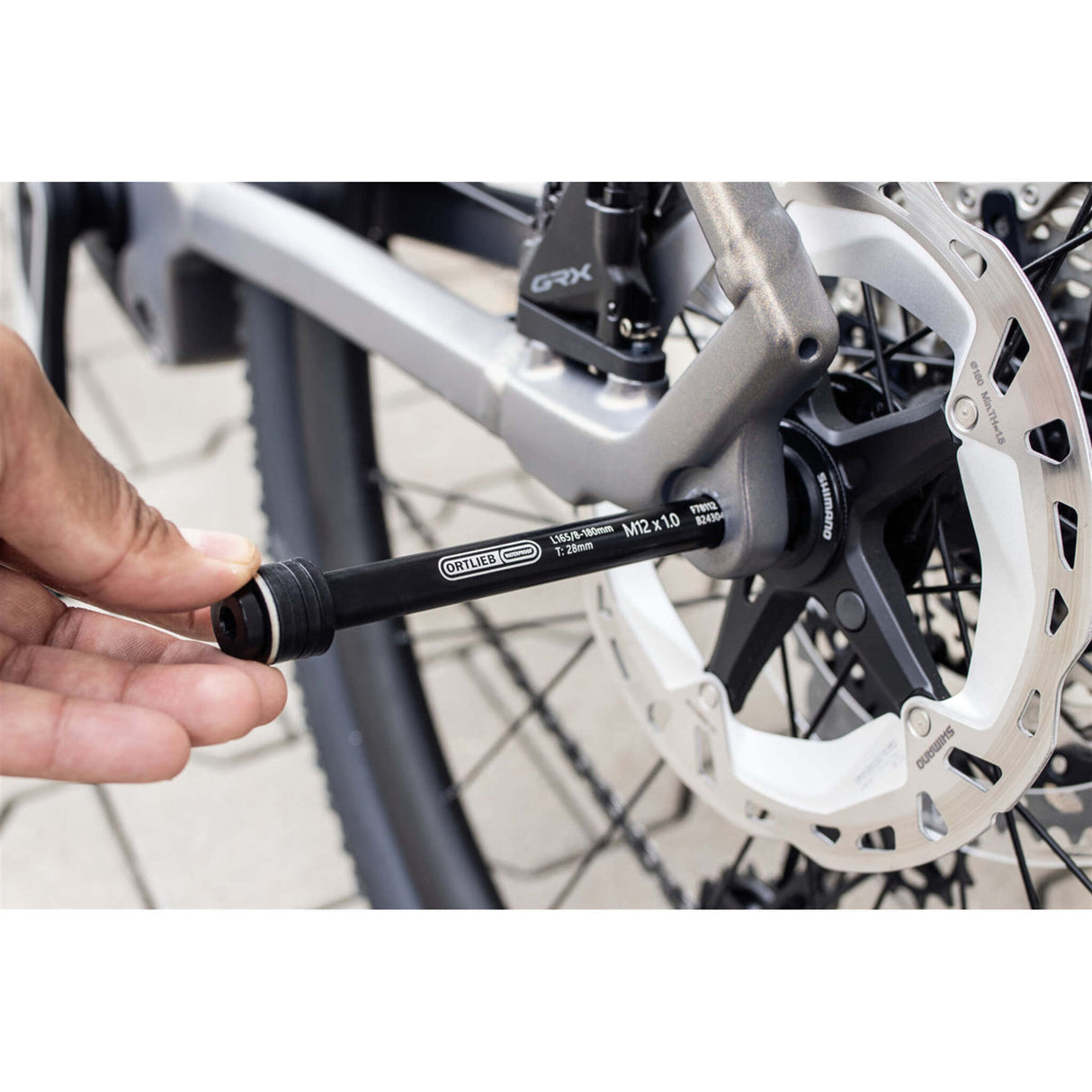 Adaptateur pour axe Ortieb Thru Axle M6-Connector