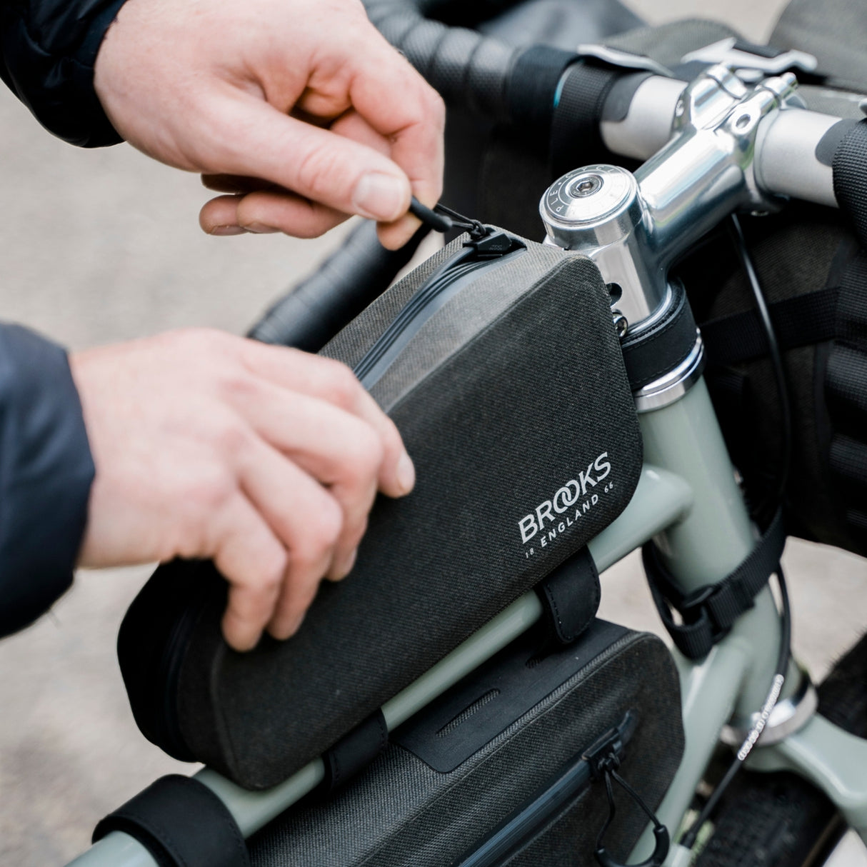 Sacoches Brooks Scape Top Tube Bag (0.9L)