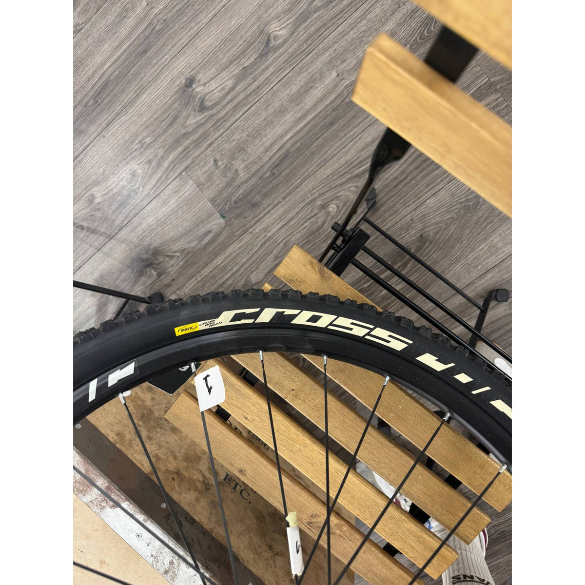 Roue avant occasion MAVIC Crossrock 26