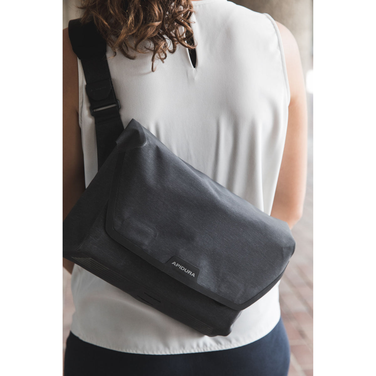 Sac banane APIDURA City Messenger 11in