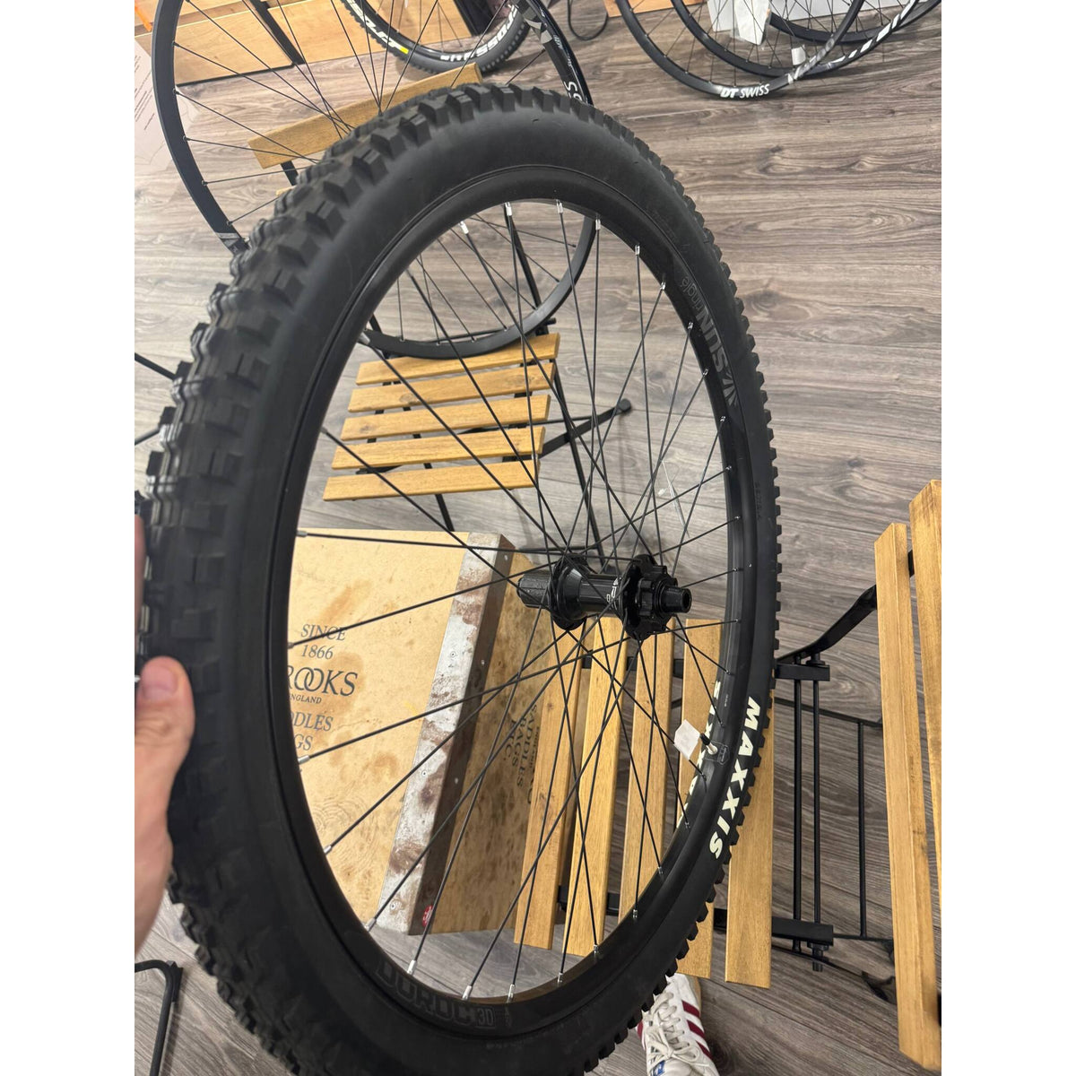 Roue arrière occasion SUNRIGLÉ + Maxxis 29