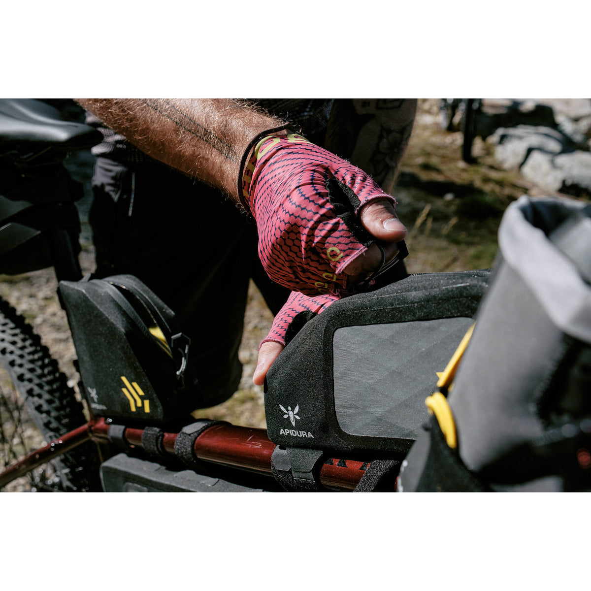 Sacoche de cadre APIDURA Backcountry Top Tube Pack 1L