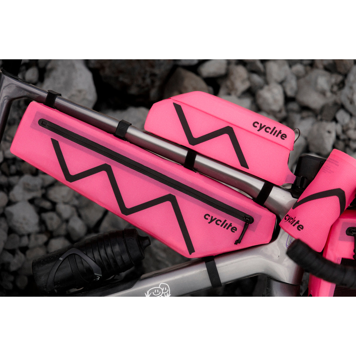Sacoche de cadre Cyclite TOP TUBE BAG / 03 Pink Rush