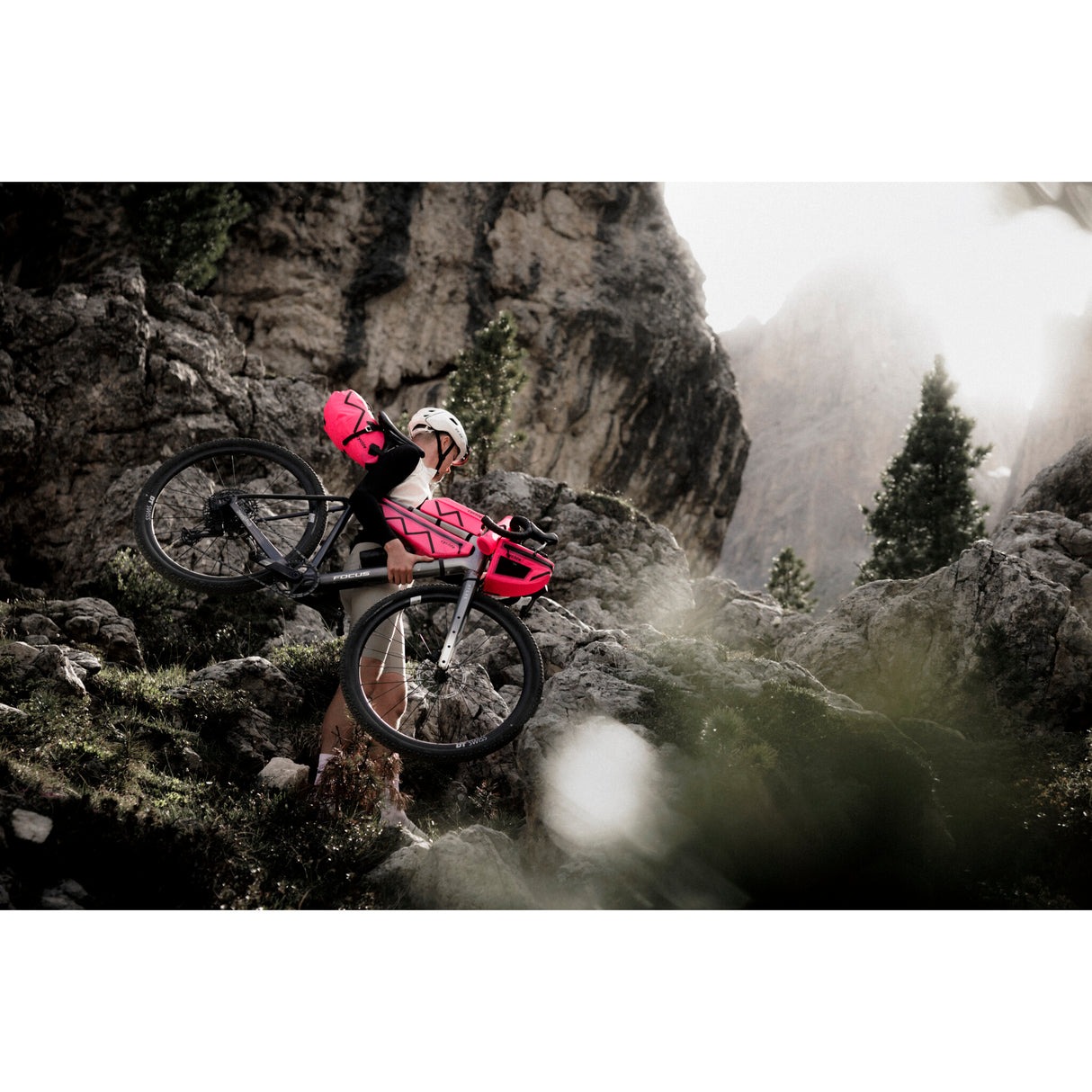 Sacoche de cadre Cyclite TOP TUBE BAG / 03 Pink Rush
